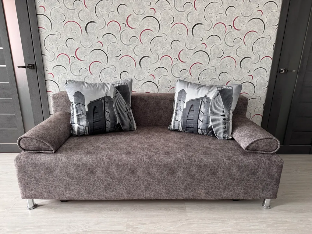 Квартира-студия двухкомнатная в центре города с видом на набережную