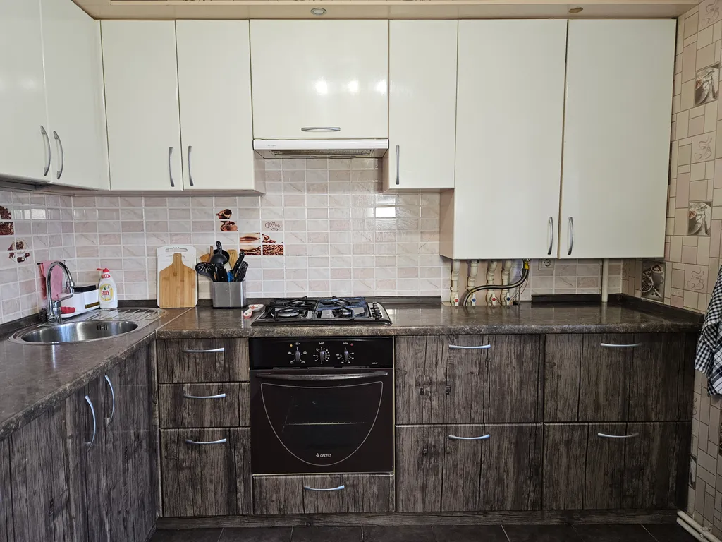 Двухкомнатная квартира не далеко от центра в новом доме