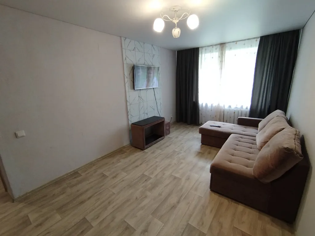 2-комнатная Квартира — аренда посуточно в Миасс