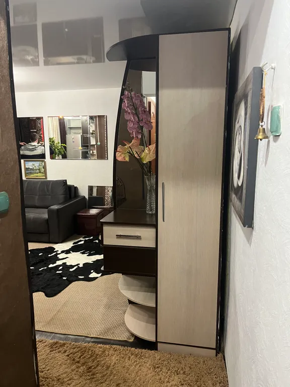 Уютная квартира-студия на втором этаже при въезде в город