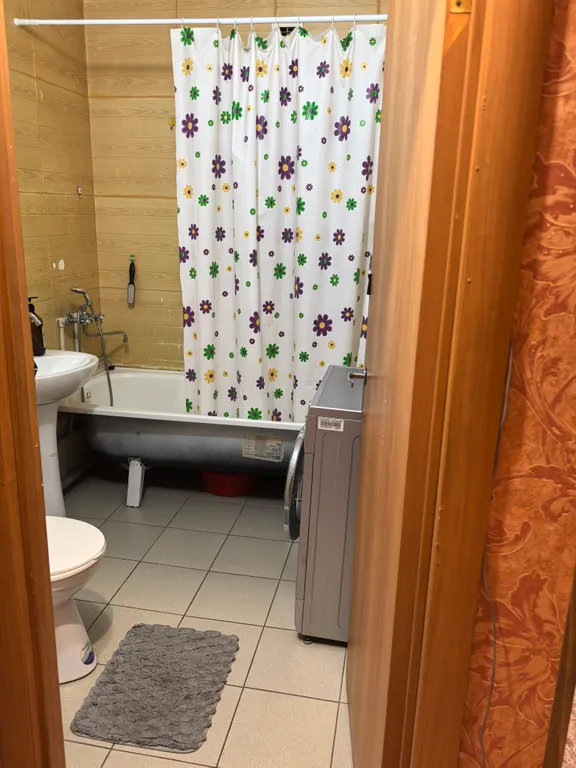 Уютная квартира у ТЦ Планета