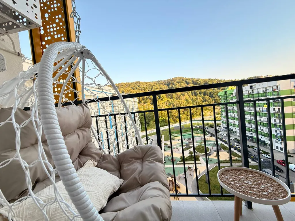 Уютная студия с прекрасным видом на горы.