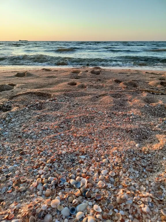 Дом с бассейном у моря