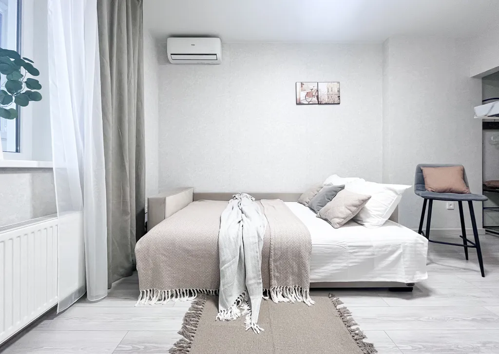 Квартира Прекрасная студия с лоджией — аренда посуточно в Батайск