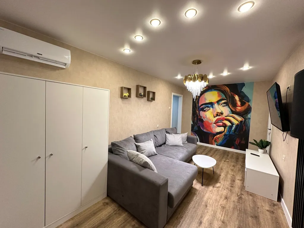 Современная квартира с ремонтом на НЛМК