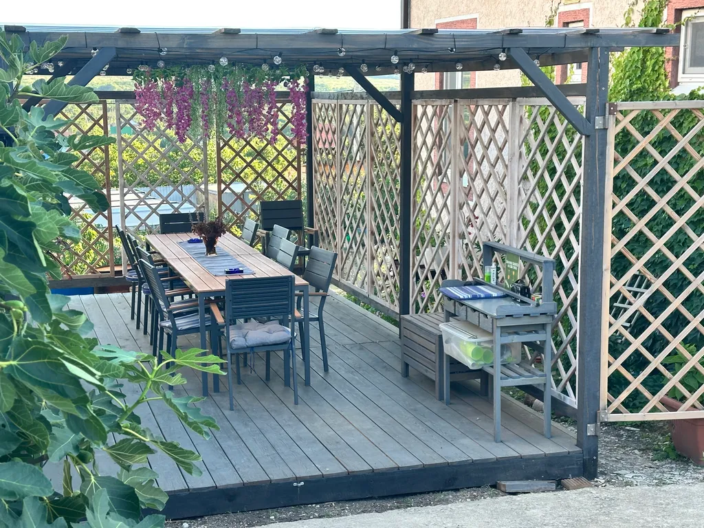 Загородный дом для семейного отдыха в 8 километрах от города