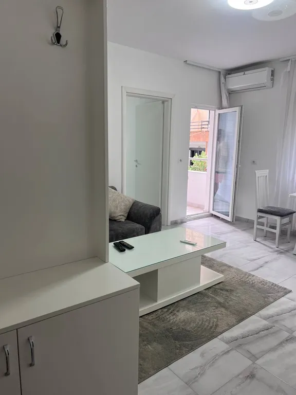 Апартаменты White (1+1)