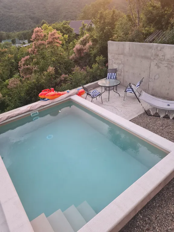 Новый коттедж в горах Mon Repos