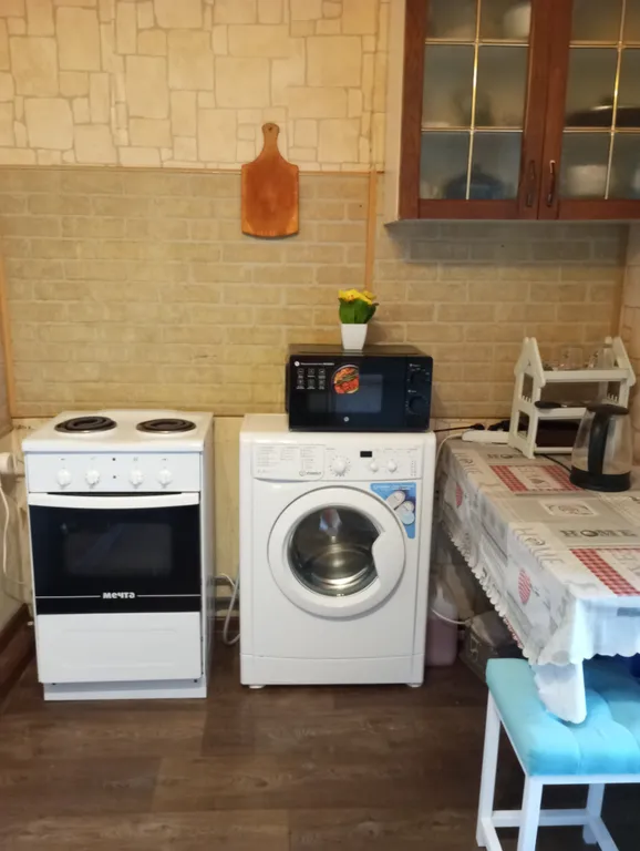 Квартира с видом на горы в ближайшем доме к Старому озеру напротив парка