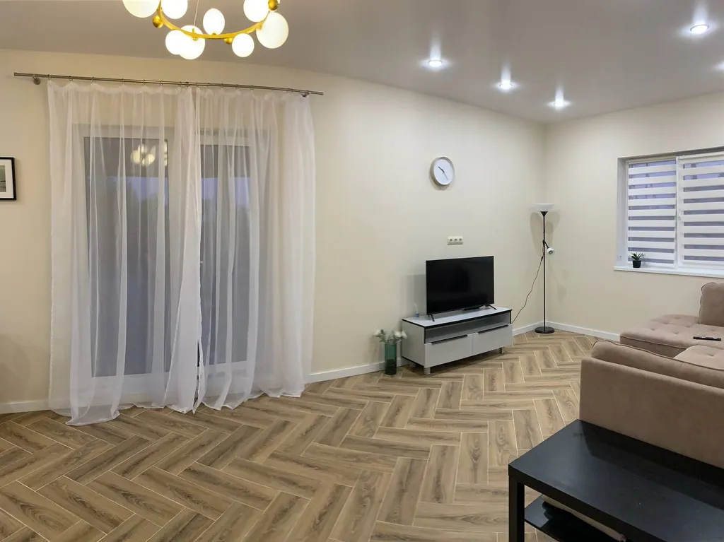 Новый, уютный дом рядом с озером Логмозеро