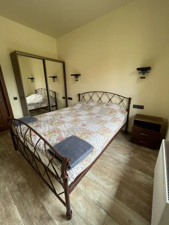 6-комнатный Дом