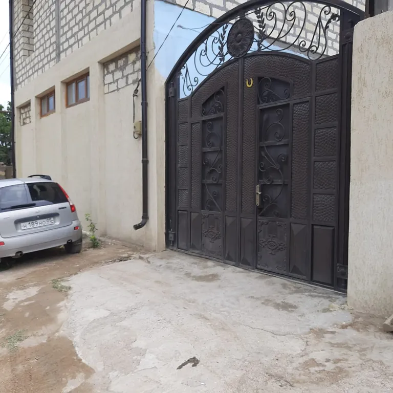 Дача на берегу Каспийского моря