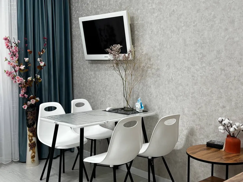 Уютная-студия в новом районе рядом с МНТК