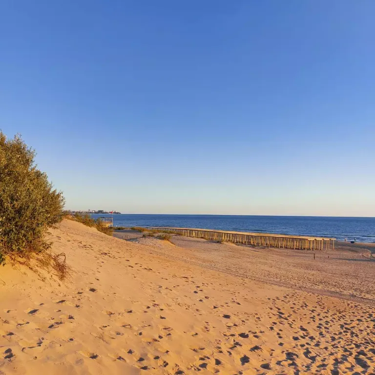 Комфортная, новая 2-я квартира рядом с морем