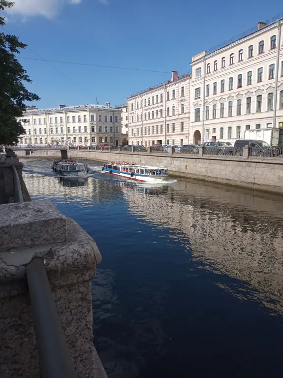 Квартира Квартира в центре с бесплатной парковкой — Санкт-Петербург