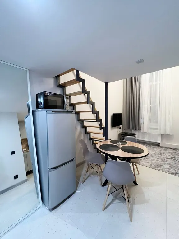 Квартира Квартира Двухуровневая студия у Бауманской в центре — Москва