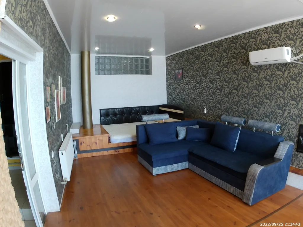 Дом возле моря