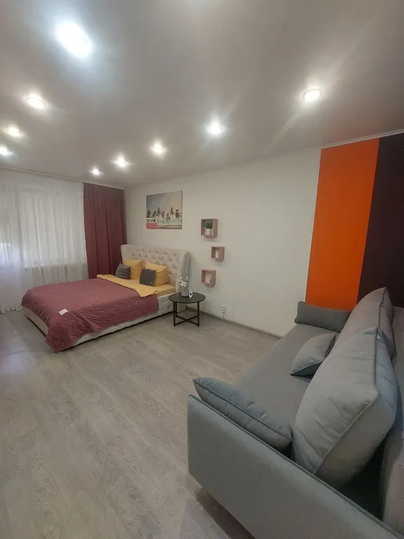 2 х комнатная квартира в удобном районе города