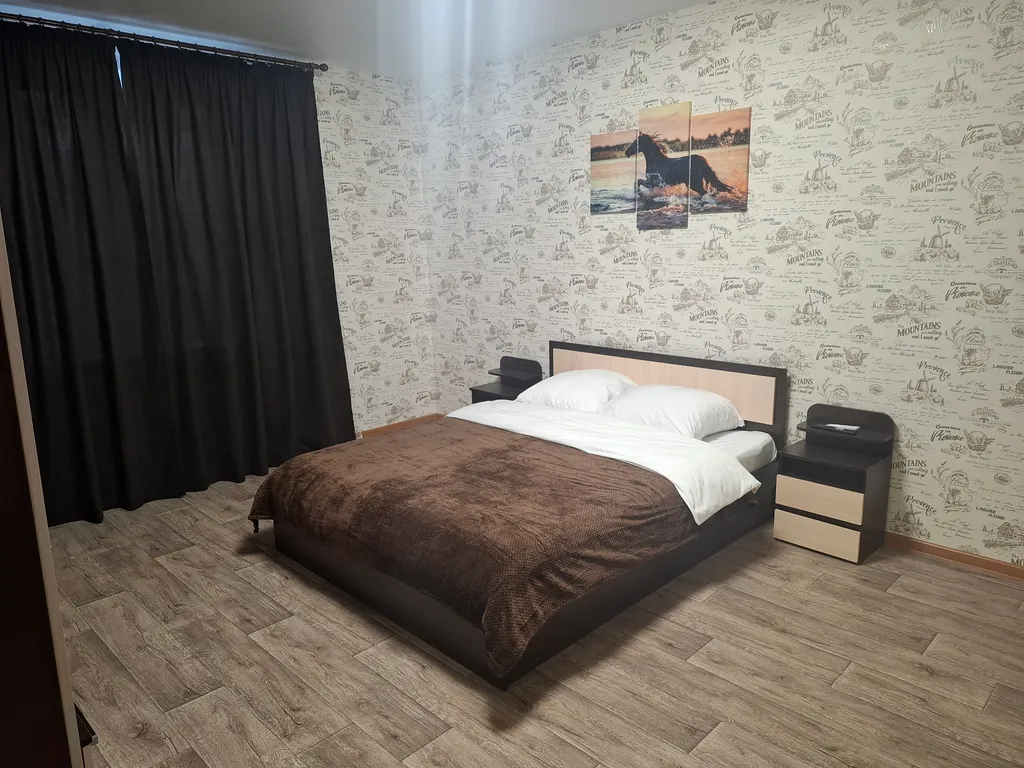 Двухкомнатная квартира, вода 24/7 — аренда посуточно в Донецк