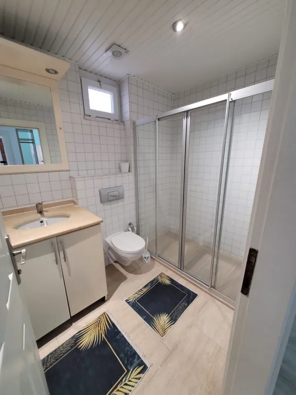 Просторные семейные апартаменты в 150м от моря