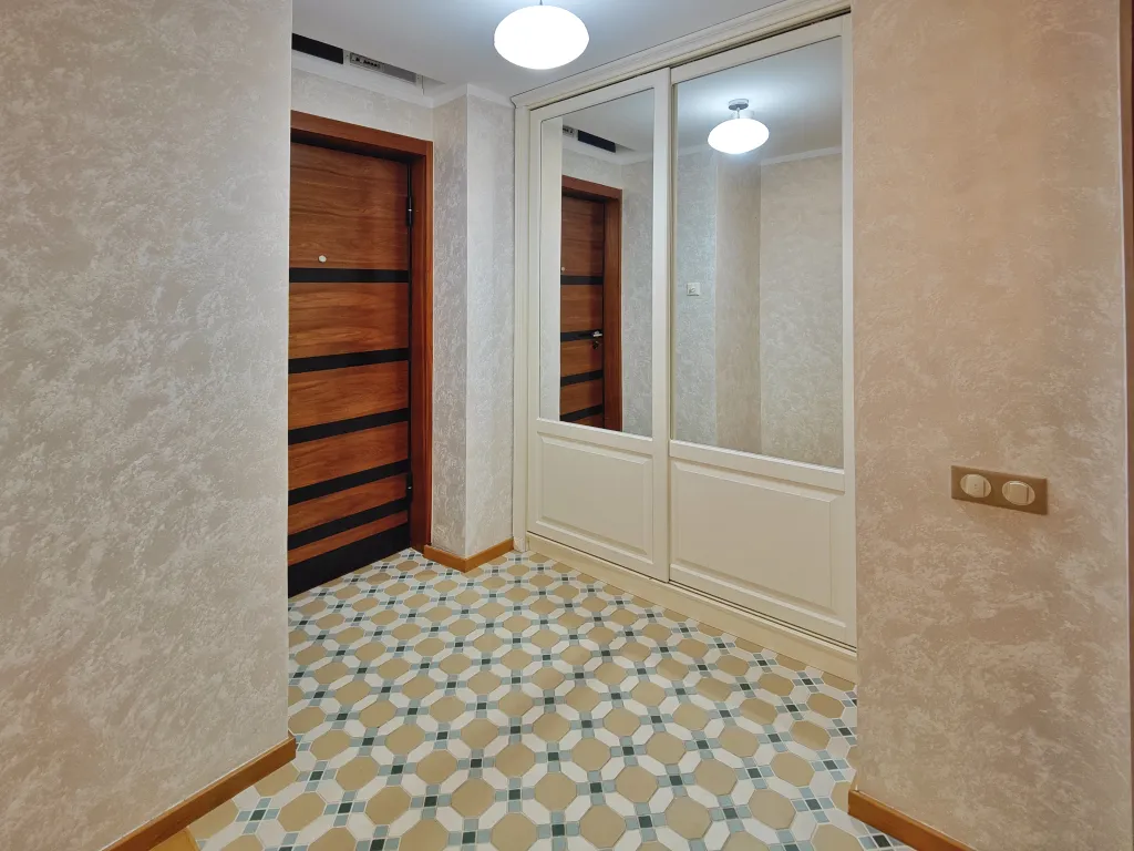 Шикарная квартира в Золотой Бухте