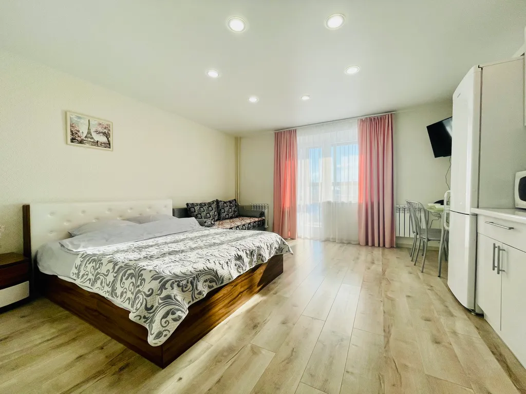 Уютная квартира-студия — аренда посуточно в Киров