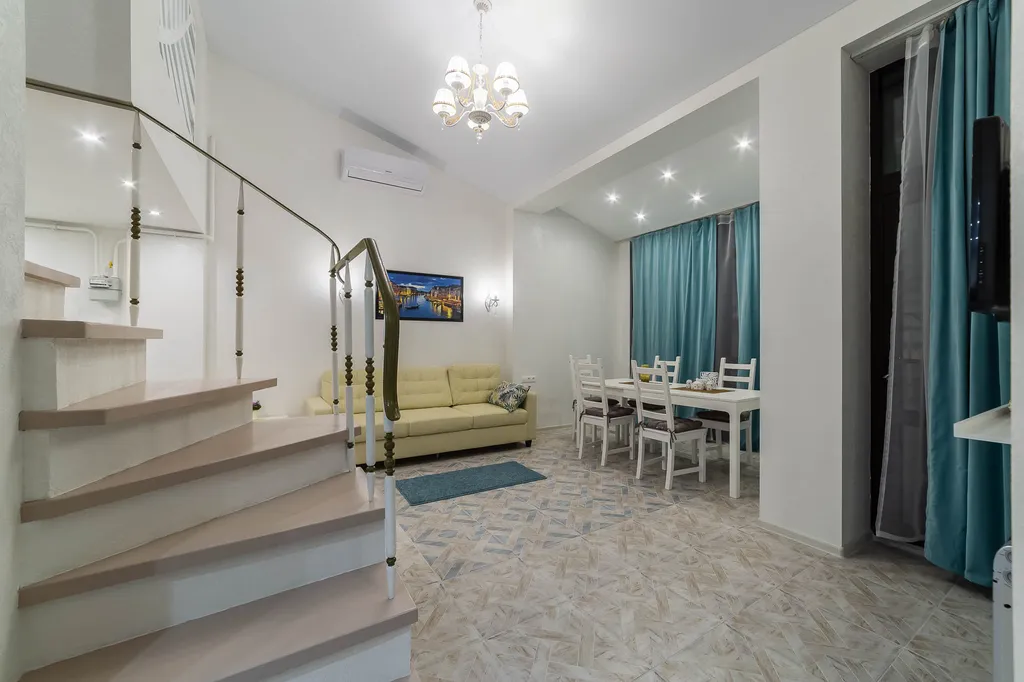 Двухуровневый Пентхаус с панорамным видом на море и горы