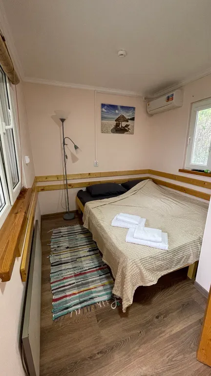 Квартира Квартира Двухместный номер с 1 двуспальной или 2 односпальными кроватями — Геленджик