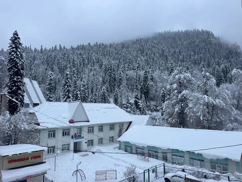 Квартира Двухкомнатная квартира в центре Домбая — Домбай