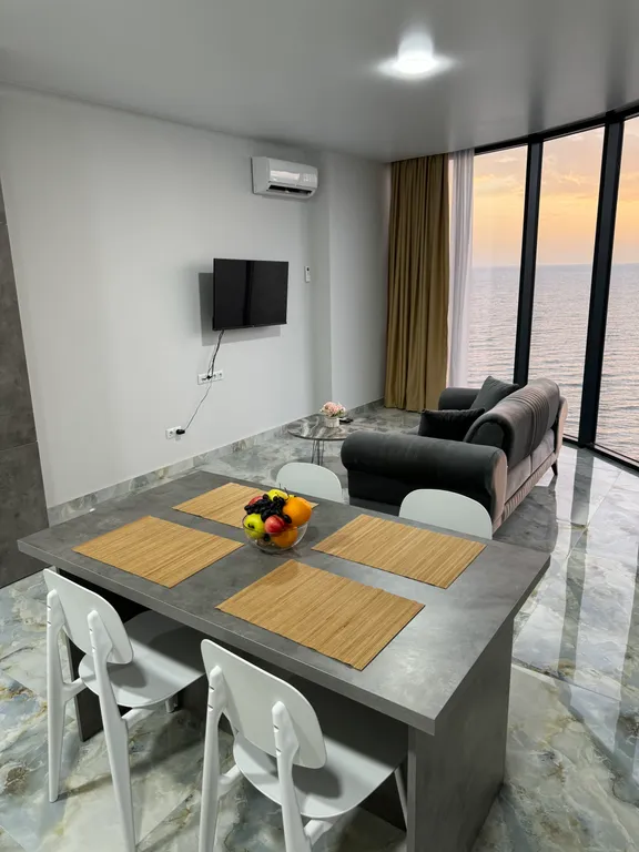 Tropical garden apartments