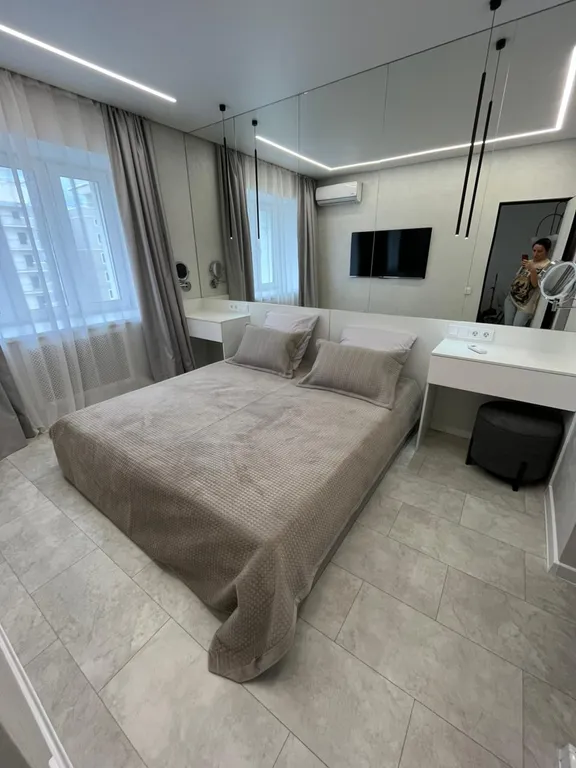 С видом на Китай и дизайнерским ремонтом