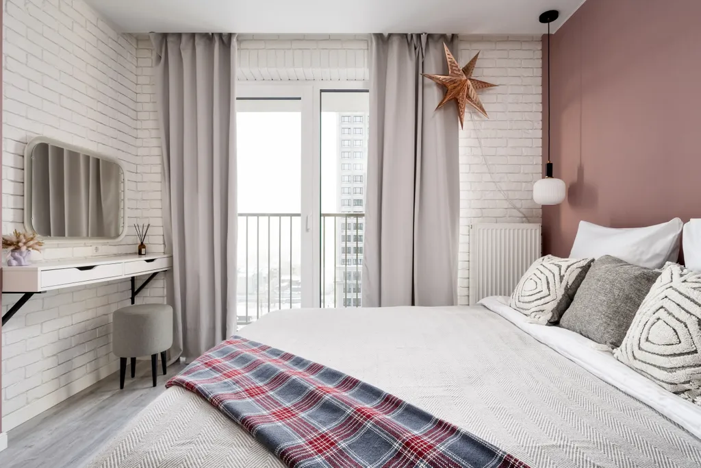 Двухкомнатная студия с панорамным видом на Октябрьский мост!!!