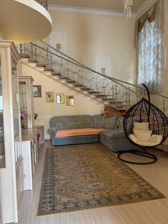 Элитный просторный красивый дом в центре города