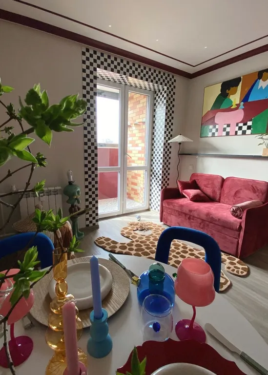 Уникальная и яркая квартира