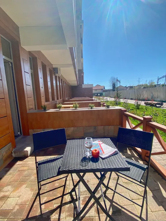 Квартира-студия на море с террасой