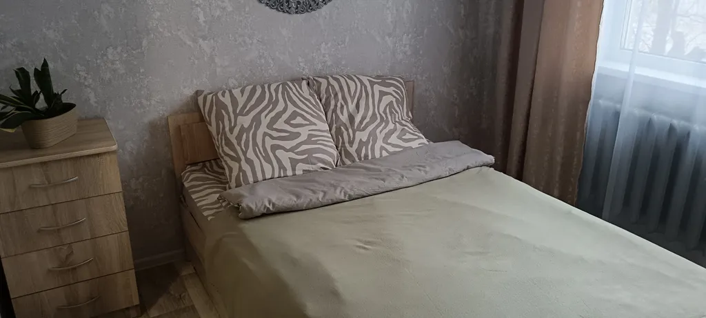 Уютная двухкомнатная квартира с хорошим ремонтом в тихом районе