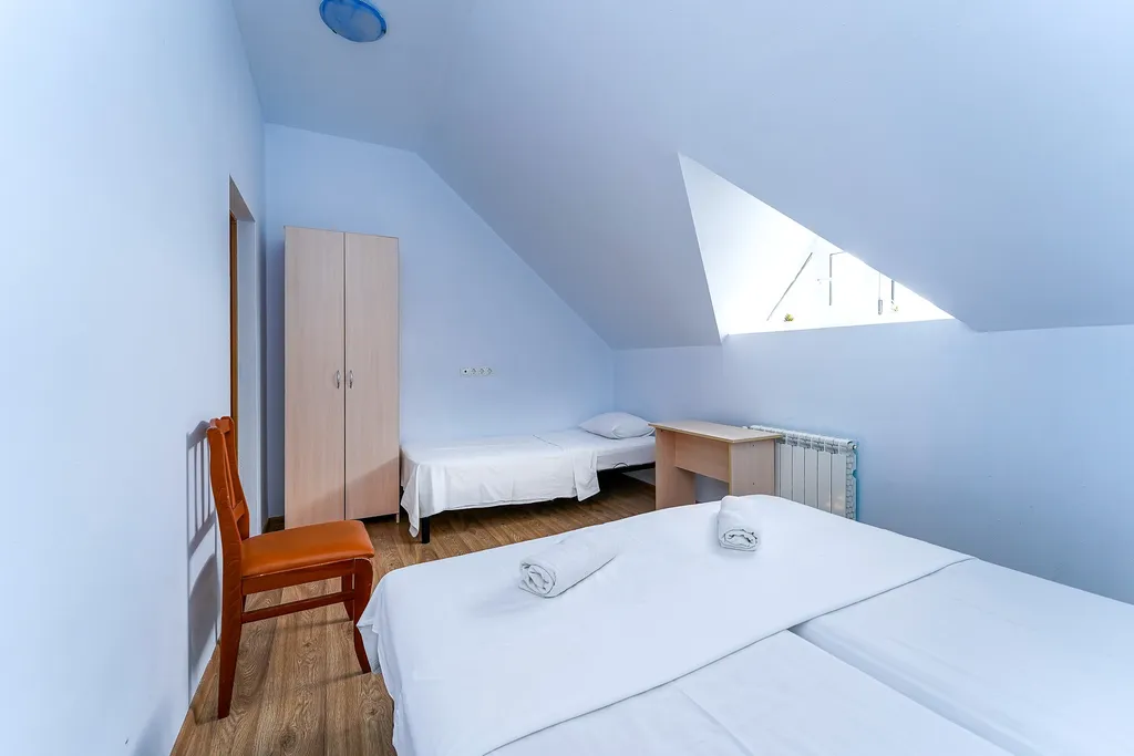 Дом с бассейном