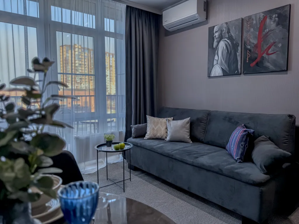 Евроквартира на берегу реки