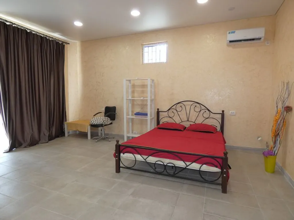 Уютный дом в центре города