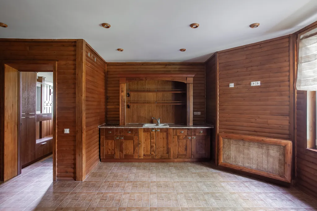 Загородный дом с бассейном, сауной и собственным лесом на участке