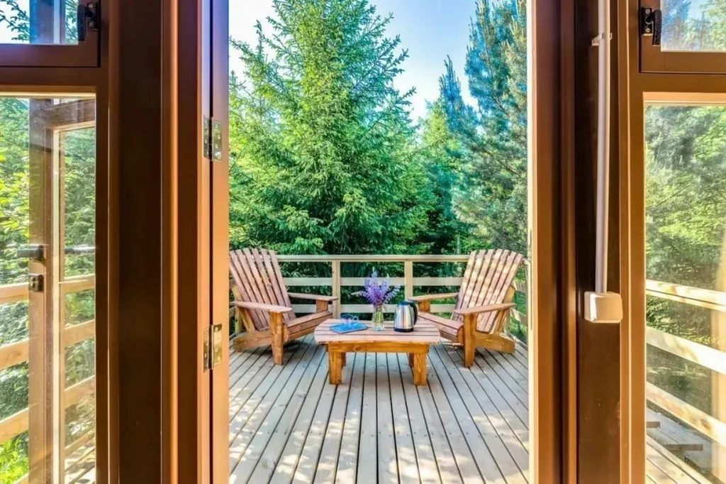 Коттедж Коттедж Шале у Леса — Луга