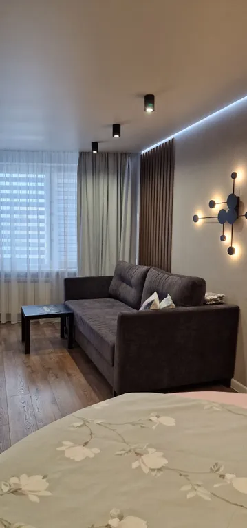 Стильная студия в центре с огромной джакузи