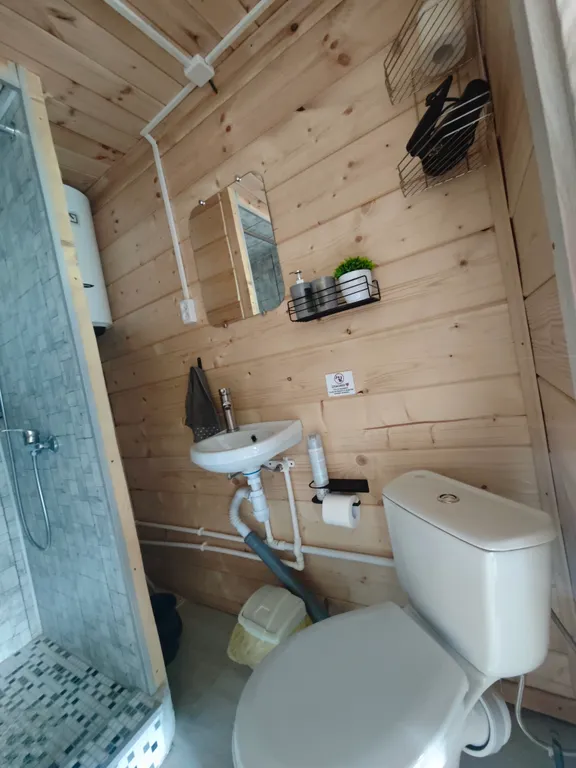 Домик с видом на горы