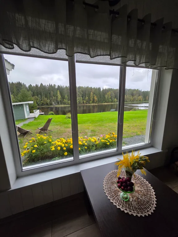 Коттедж Дом в Карелии с видом на реку — Нурмойла