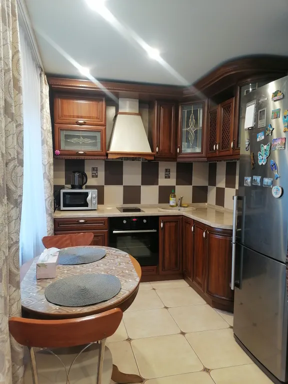 Просторная двухкомнатная квартира — аренда посуточно в Корсаков