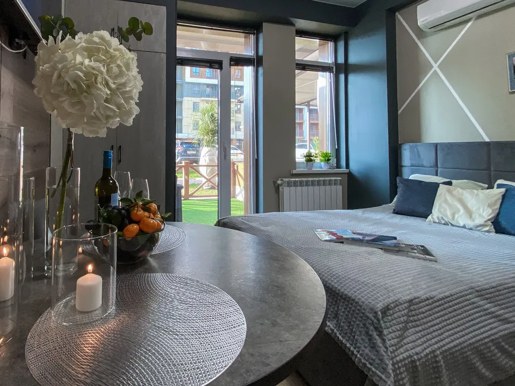 Дизайнерская студия с верандой