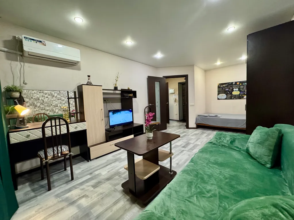 1-км. квартира на 5 спальных мест, рядом река Волга — аренда посуточно в Самара