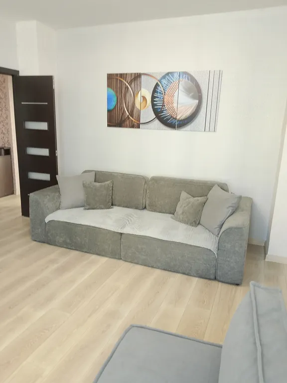 Квартира Квартира Уютная 3-х комнатная напротив ТРЦ Планета — Красноярск