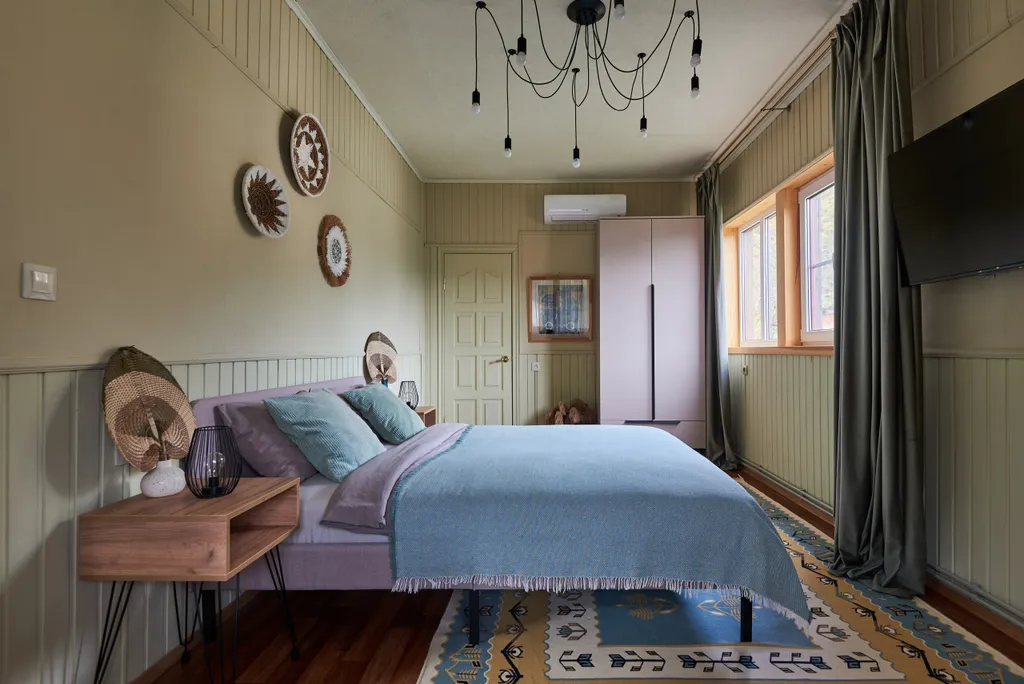 Уютный большой дом в центре поселка