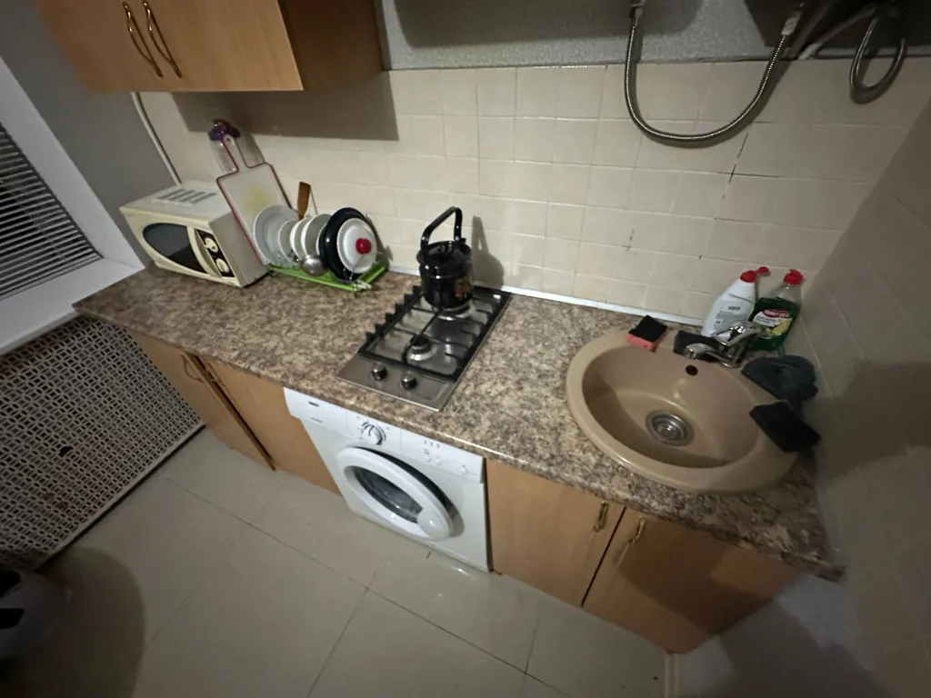 Просторная студия в парковой зоне в самом центре